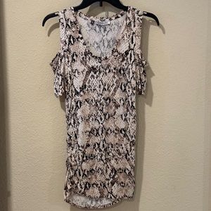 Jennifer Lopez small short sleeve multi color blouse with cut out shoulders